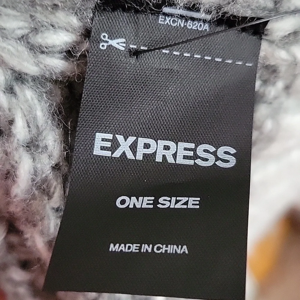 Express Scarf - Picture 5 of 7